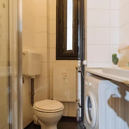 Quiet Afordable Lejlighed Bukarest