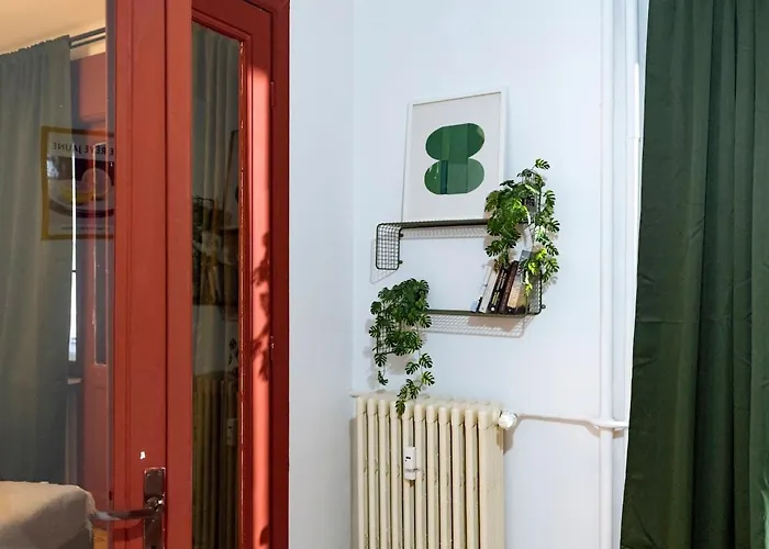 Quiet Afordable Bucharest